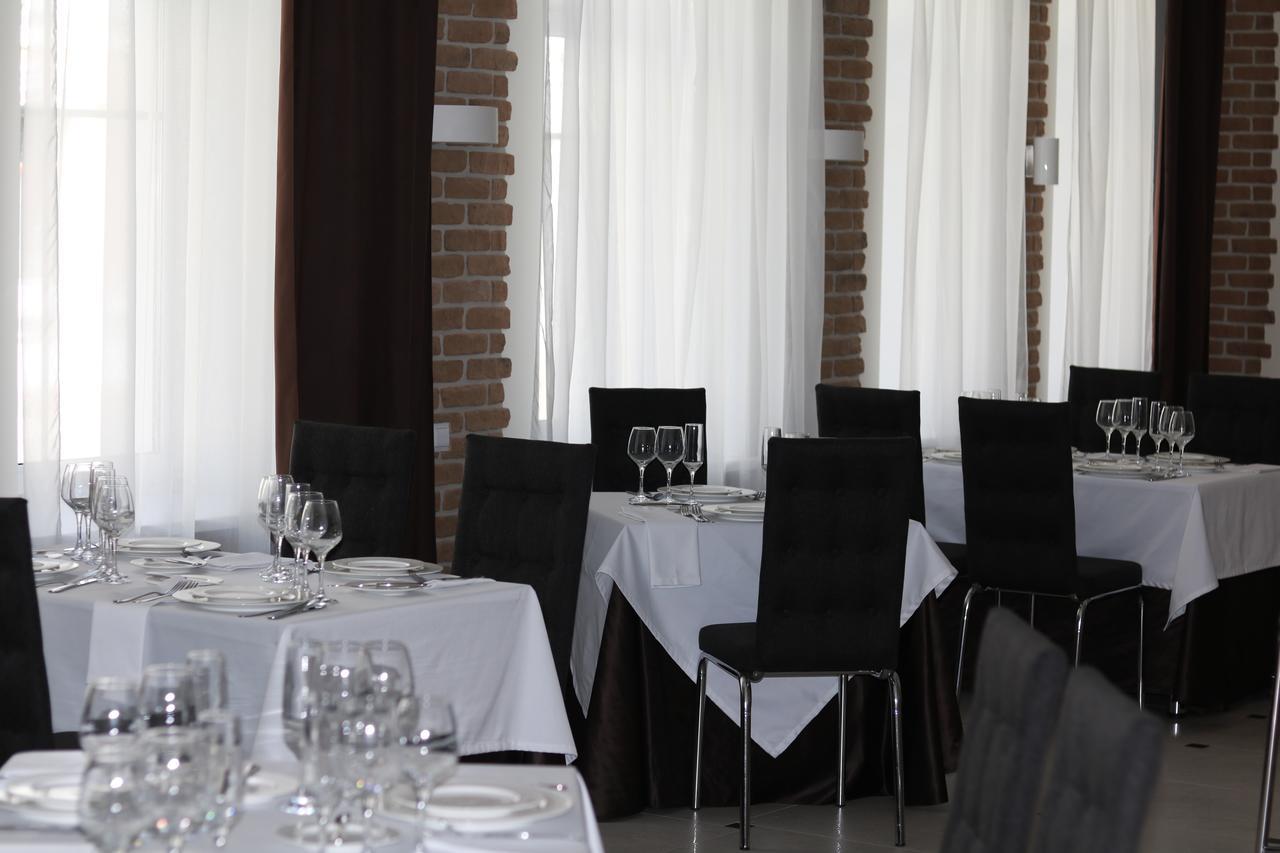 Smart Boutique Hotel Wizebsk Exterior foto